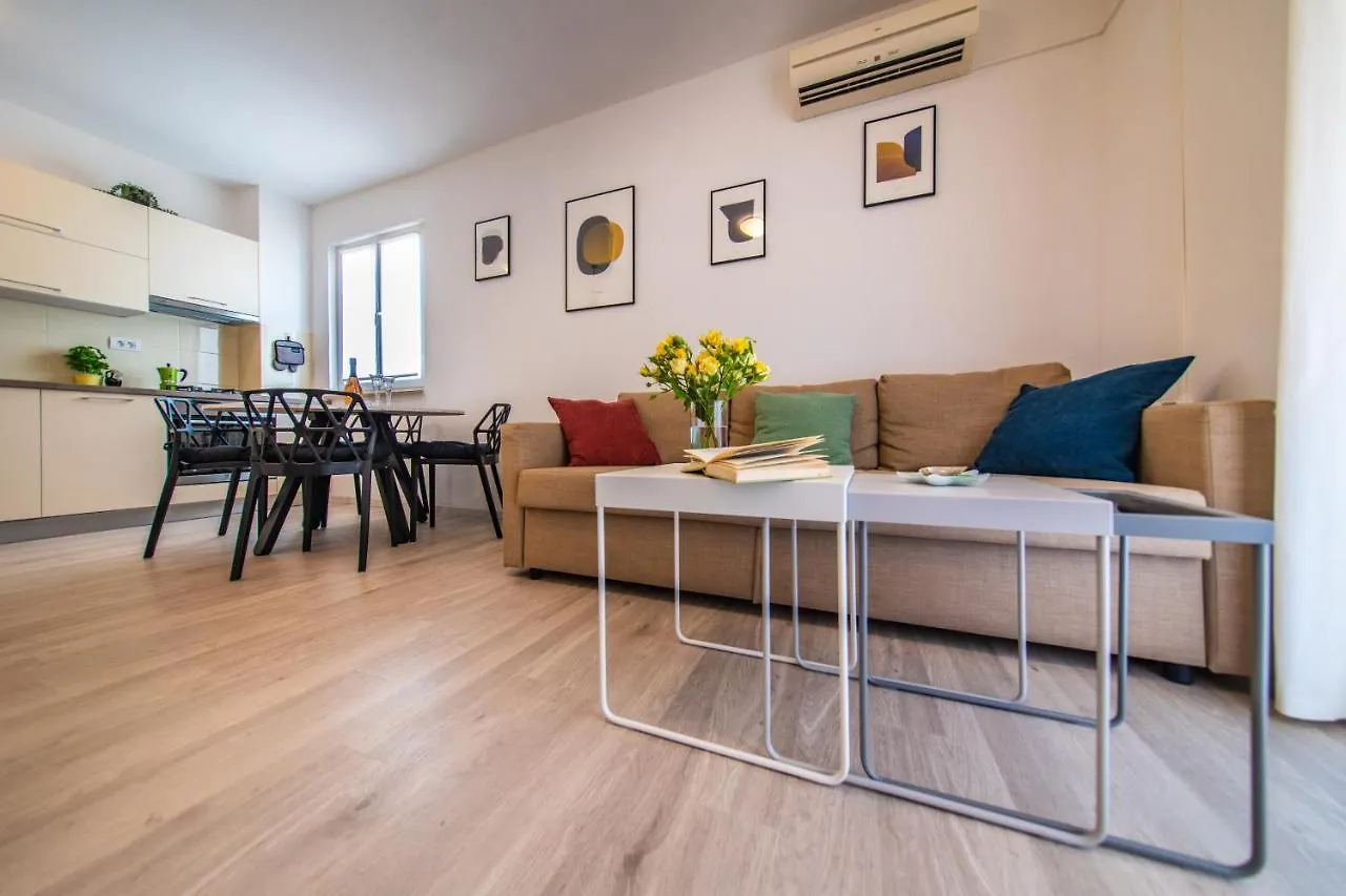 Villa Vacation House Maria, Big Garden, Private Parking Vinkuran