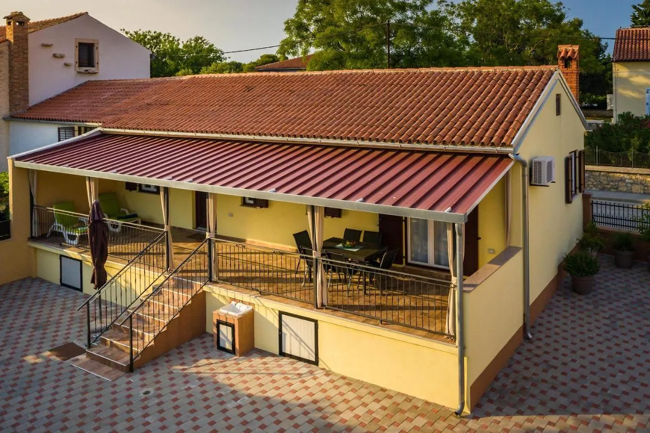 Villa Vacation House Maria, Big Garden, Private Parking Vinkuran Croazia